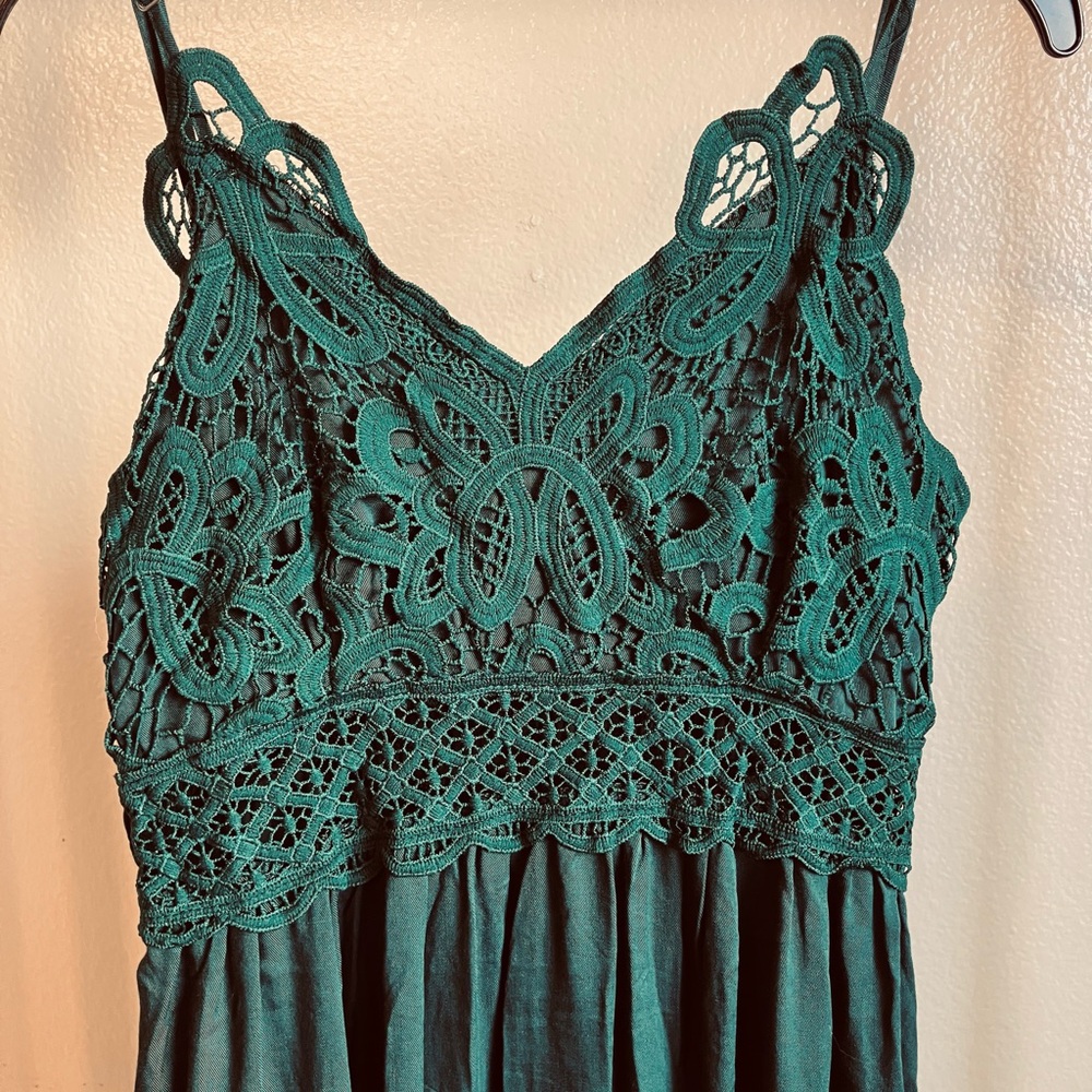Maxi Dress Emerald Green Lace - Picture 2 of 6